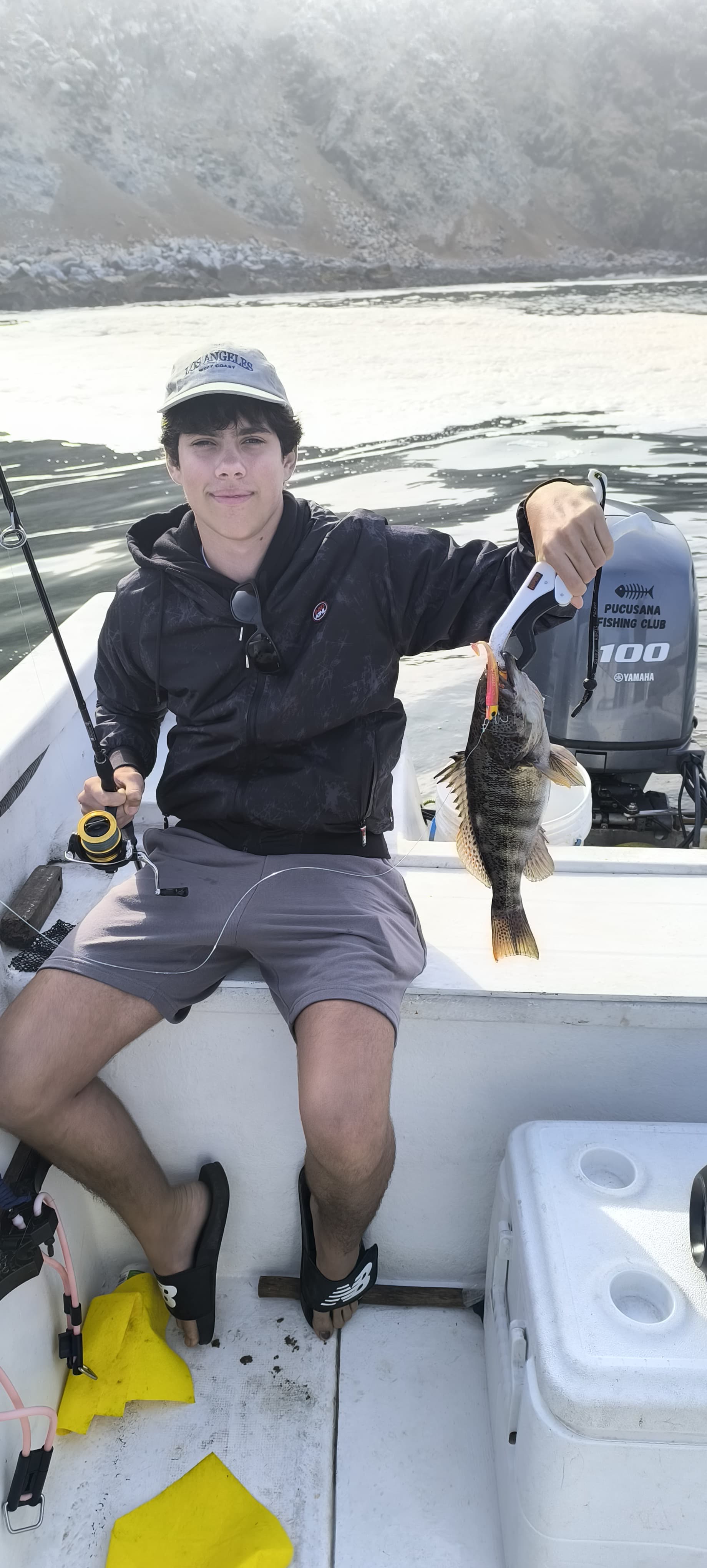Salida de pesca con el Capitán Jhonatan Rivera en Pucusana - Abril 2025 - foto 2