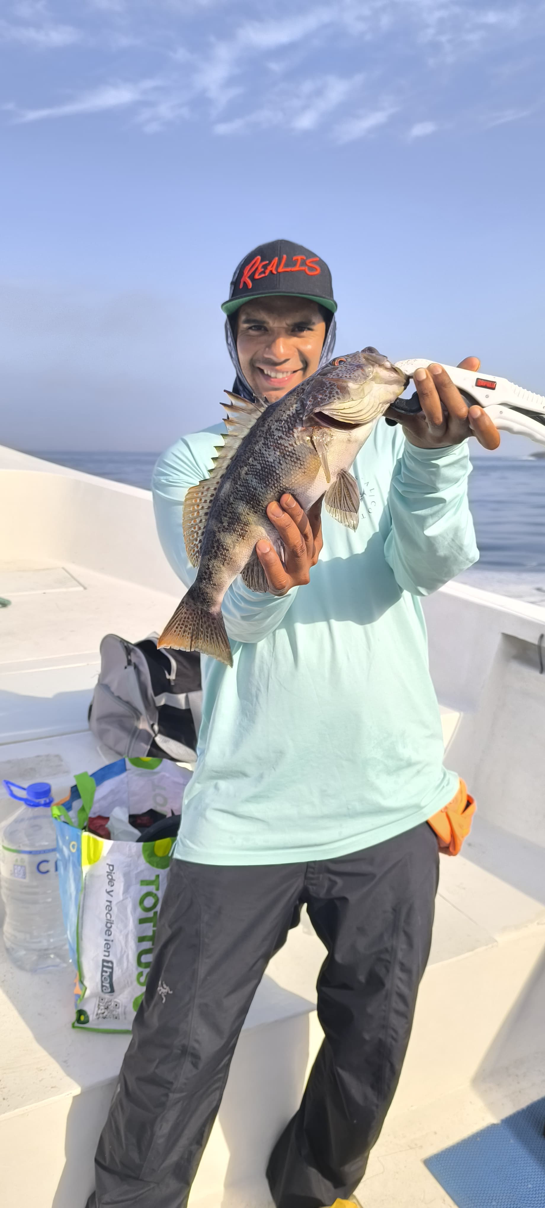 Salida de pesca con el Capitán Jhonatan Rivera en Pucusana - Abril 2025 - foto 4