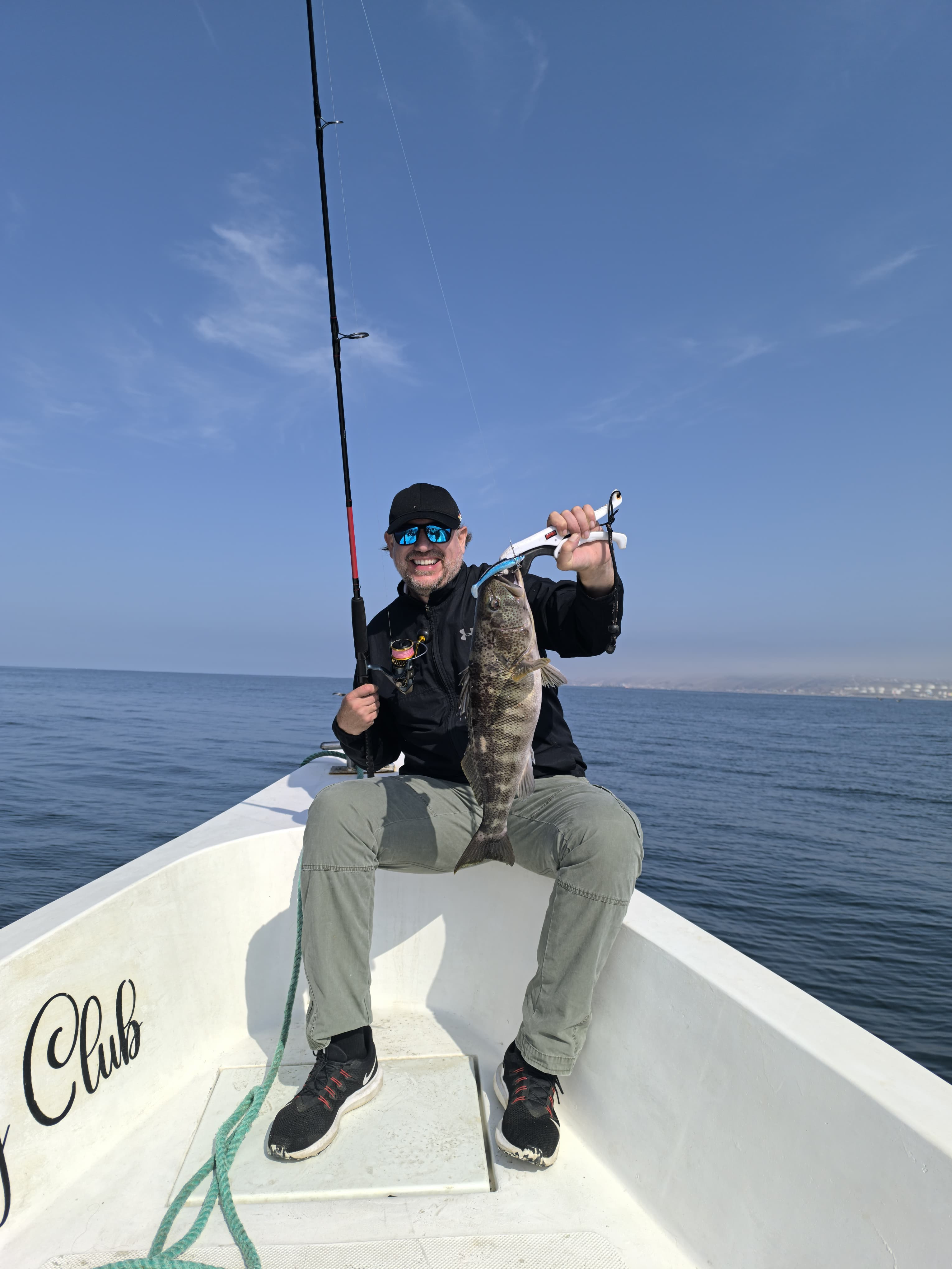 Salida de pesca con el Capitán Jhonatan Rivera en Pucusana - Abril 2025 - foto 8